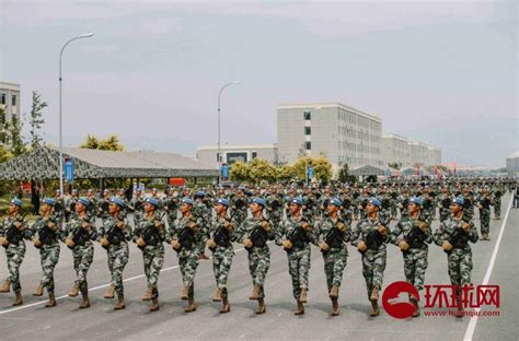 “蓝盔”守护非洲小女孩——中国维和部队的初心和使命_澎湃号·政务_澎湃新闻-The Paper