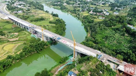 四川路桥国道212南山隧道工程 将美丽河道变成“牛奶河”|工程项目|四川省|生态环境_新浪新闻