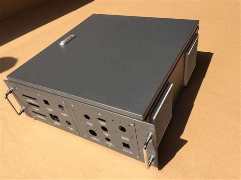 2U非标机箱内部特殊孔位铝散热片机架式 群控机箱中控支持多USB板-阿里巴巴