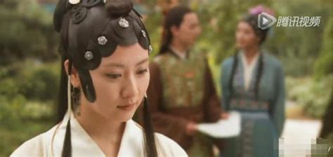 李沁在18岁出演薛宝钗，真的是最美薛宝钗呀！|薛宝钗|李沁|红楼梦_新浪新闻