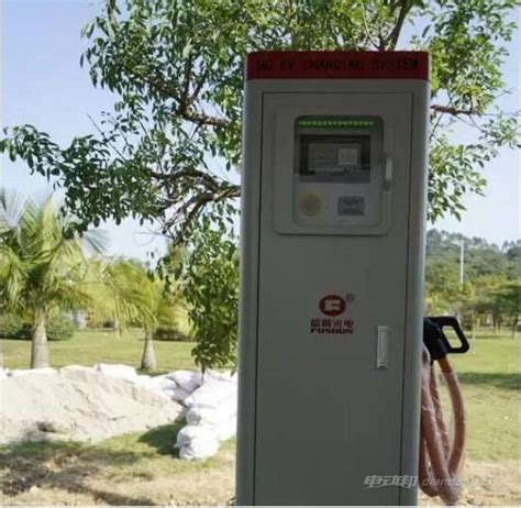 怀化城区两个新能源汽车充电桩场站即将投入使用 - 市州精选 - 湖南在线 - 华声在线