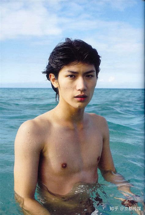 日本男演员三浦春马去世年年仅30岁，曾主演《恋空》男主角 - 知乎