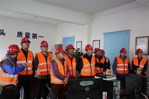 中国水利水电第五工程局有限公司 公司新闻 郑顺祥调研巴塘项目工作
