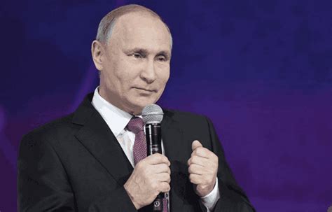 普京宣布: 2018年总统选举我要上, 俄民众立刻列出16条是非功过