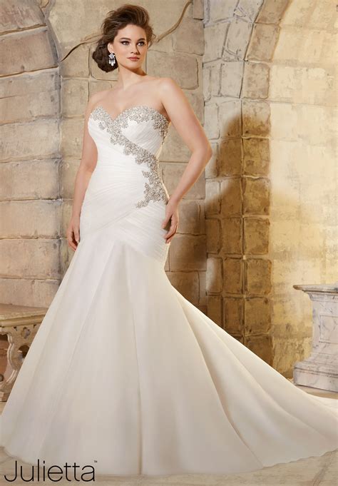 Julietta Style 3187 Plus Size wedding dress at Bellas Brides