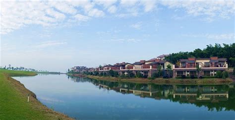 在武汉，不用去海边，在梁子湖畔的 一样让你感受到春暖花开|梁子|湖畔|梁子湖_新浪新闻