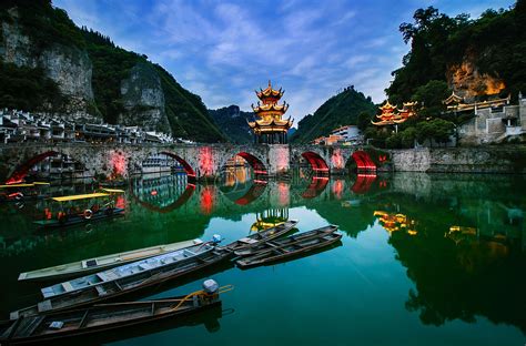 大美贵州水上人家侗族民族建筑小河桥山脉高清图片下载-正版图片500549129-摄图网