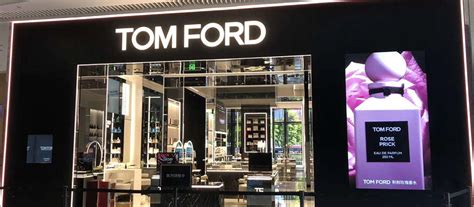 TomFord化妆品品牌连锁店 | 经典案例 | 深圳市乐的美光电股份有限公司