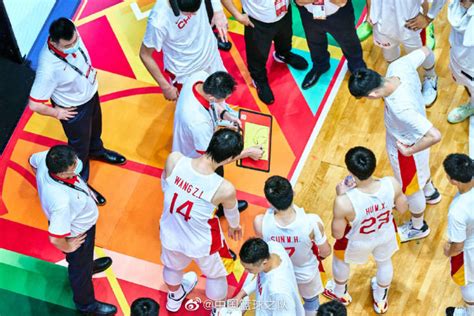 中国男篮今晚世预赛对阵哈萨克斯坦：展示欧洲拉练成果，球队状态能恢复几成？_手机新浪网