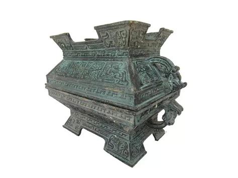 龙说夜郎丨兴义出土的这两件汉代青铜乐器，到底是“句鑃”还是“铜钲”？|说文_新浪新闻