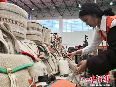 国际藏毯展首次走进青海果洛--果洛新闻网