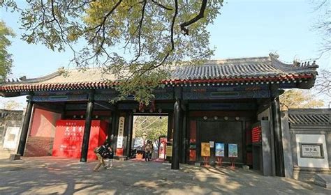 住多多攻略：北京本地人最爱去的10个景点，人少景美让人惊艳！ - 知乎