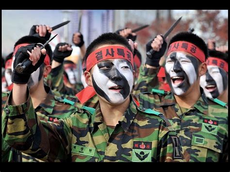 高清图集：韩国特种兵举行反恐演习_图片中心_中国网