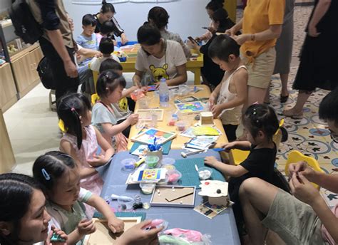 北京市妇联支持绿爱童年亲子手工课堂进社区-中国社会福利基金会