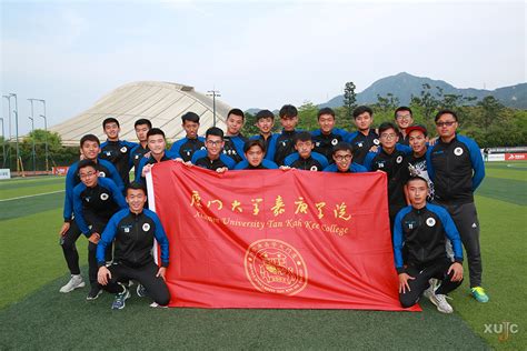 第一届中国青少年足球联赛启动仪式举行_时图_图片频道_云南网
