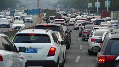应对长时间堵车 怎样操作更省油？（图）-汽车频道-温州网