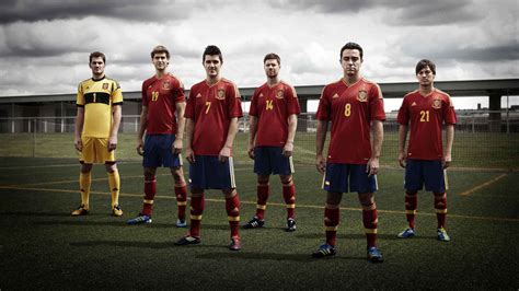 西班牙国家男子足球队,世界杯与欧洲杯的辉煌夺冠之路 - 凯德体育