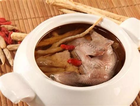 徽州名菜臭鳜鱼，风味迥异，极具特色，快和小编学起来吧