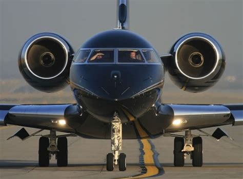 世界十大最贵私人飞机 全球十大顶级私人飞机