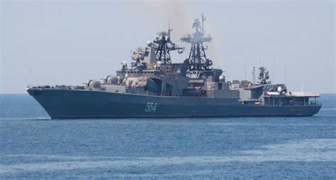 俄军3艘舰艇在日本海演练火炮射击 击毁投放靶标|靶标|日本海|舰艇_新浪军事_新浪网