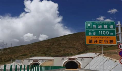 拉萨当雄青藏线109国道风光,高原平原,自然风景,摄影,汇图网www.huitu.com