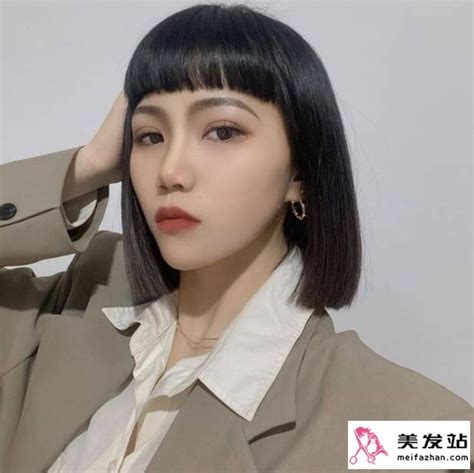 短刘海发型图片