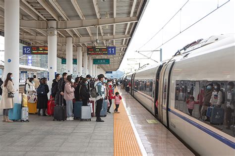 深圳北至武汉高铁开通运营-中国长安网