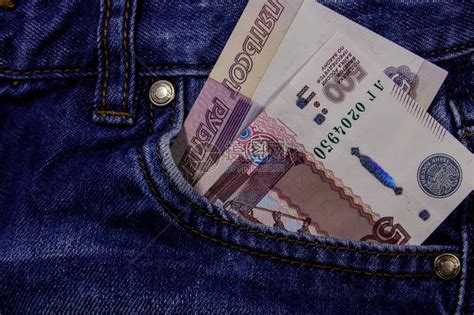卢布换算成人民币，俄罗斯1000卢比可以买多少东西