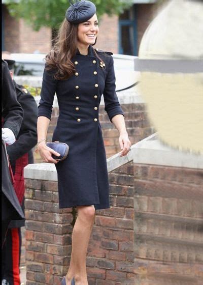 凯特王妃黑色套装：端庄优雅，华丽王室风范气场全开