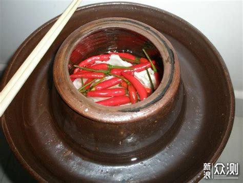 四川坛子泡菜的正宗做法，不用加醋不用1滴油，2小时取出就能开吃