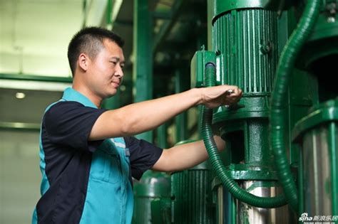 安全运行靠大家——记博乐海创开展循环水泵维修-员工风采-中国海螺创业控股有限公司