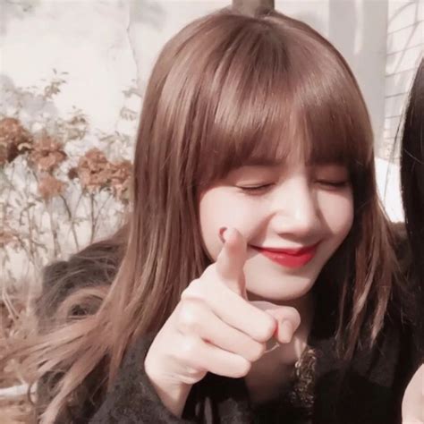 女生头像lisa温柔点