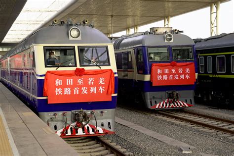 和若铁路开通运营 中国建成世界首条环沙漠铁路线 - 陕工网