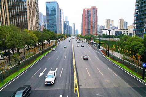 “颜值”提升、焕新“亮相”！武汉和平大道全线恢复通车 - 集团新闻 - 武汉城建集团 中国企业500强