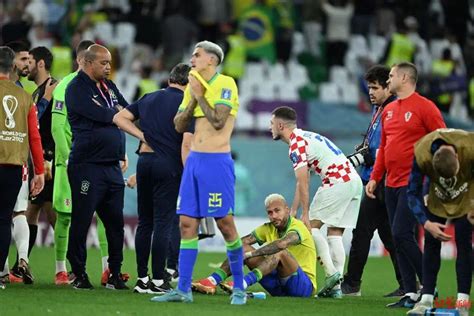 巴西爆冷被淘汰！克罗地亚、阿根廷挺进4强_比赛_决赛_世界杯