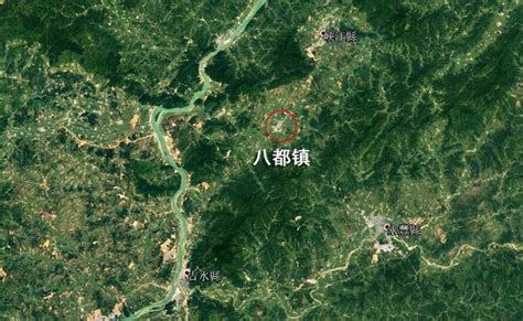 江西吉安吉水县最大的镇，地形平坦，是县内唯一的全国重点镇