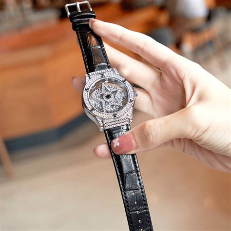 Crnaira新款跨境手表男爆款石英表时尚防水夜光男士手表源头厂家-阿里巴巴