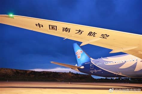 湖南航空第13架新飞机入列，设公务舱8个、经济舱162个-经济-长沙晚报网