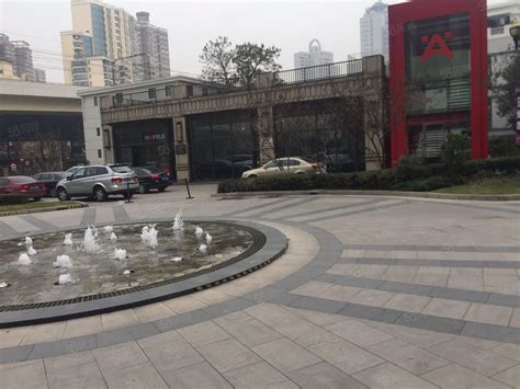上海市徐汇区枫林路街道“五度工作法”推动成片化、规模化加装电梯_手机新浪网