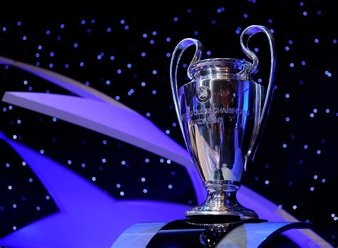 新赛季欧冠分组出炉 梅西C罗迎来同组对决_赛事聚焦_体育频道