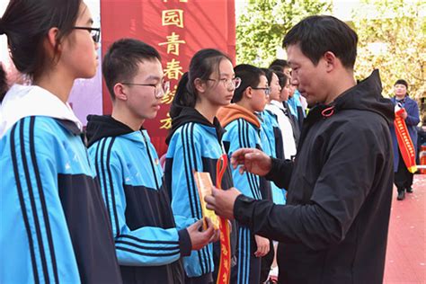 旬阳县城关一中：榜样示范展风采 “五星”引领促成长-安康市教育体育局