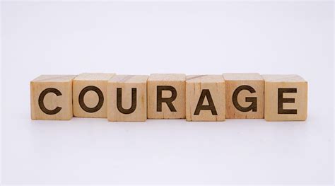 3篇关于勇气的英语作文 | 水滴英语作文网