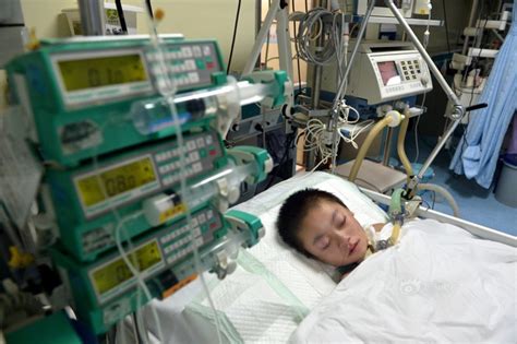 宜昌护士赴汉捐髓救9岁女孩：从此有个妹妹_武汉_掌上武汉手机客户端