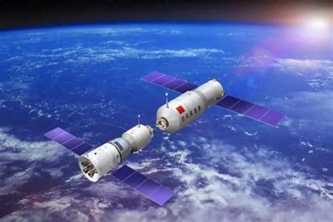 中国空间站航天员首次出舱：我们征途是星辰大海，相信未来可期