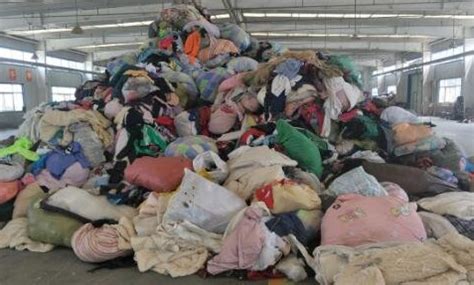 2021年旧衣服回收多少一吨，它产业链的背后是如何获利的 - 知乎