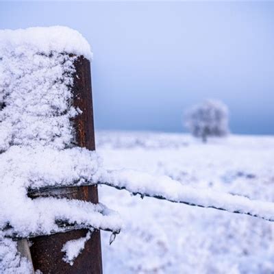 公众号冬天来啦雪景雪人微信冬天来了封面图片下载 - 觅知网