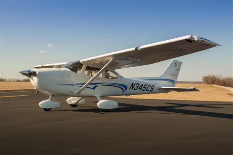 Cessna 150 vs 172: Compared [2022] - Aviator Insider