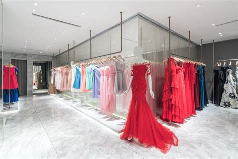 Alfred Angelo高端女装礼服专卖店设计 – 米尚丽零售设计网-店面设计丨办公室设计丨餐厅设计丨SI设计丨VI设计