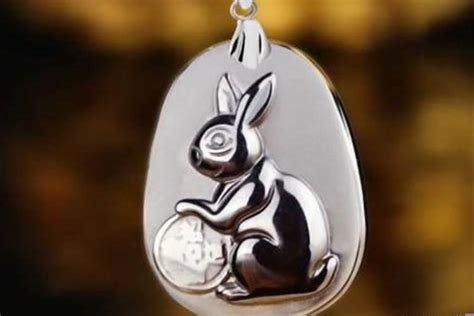 1987属兔的吉祥车牌号 属兔人的幸运数字_奇缘阁算命网