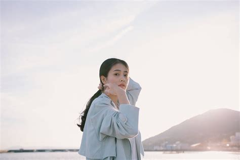 温柔女生头像白鹿图片